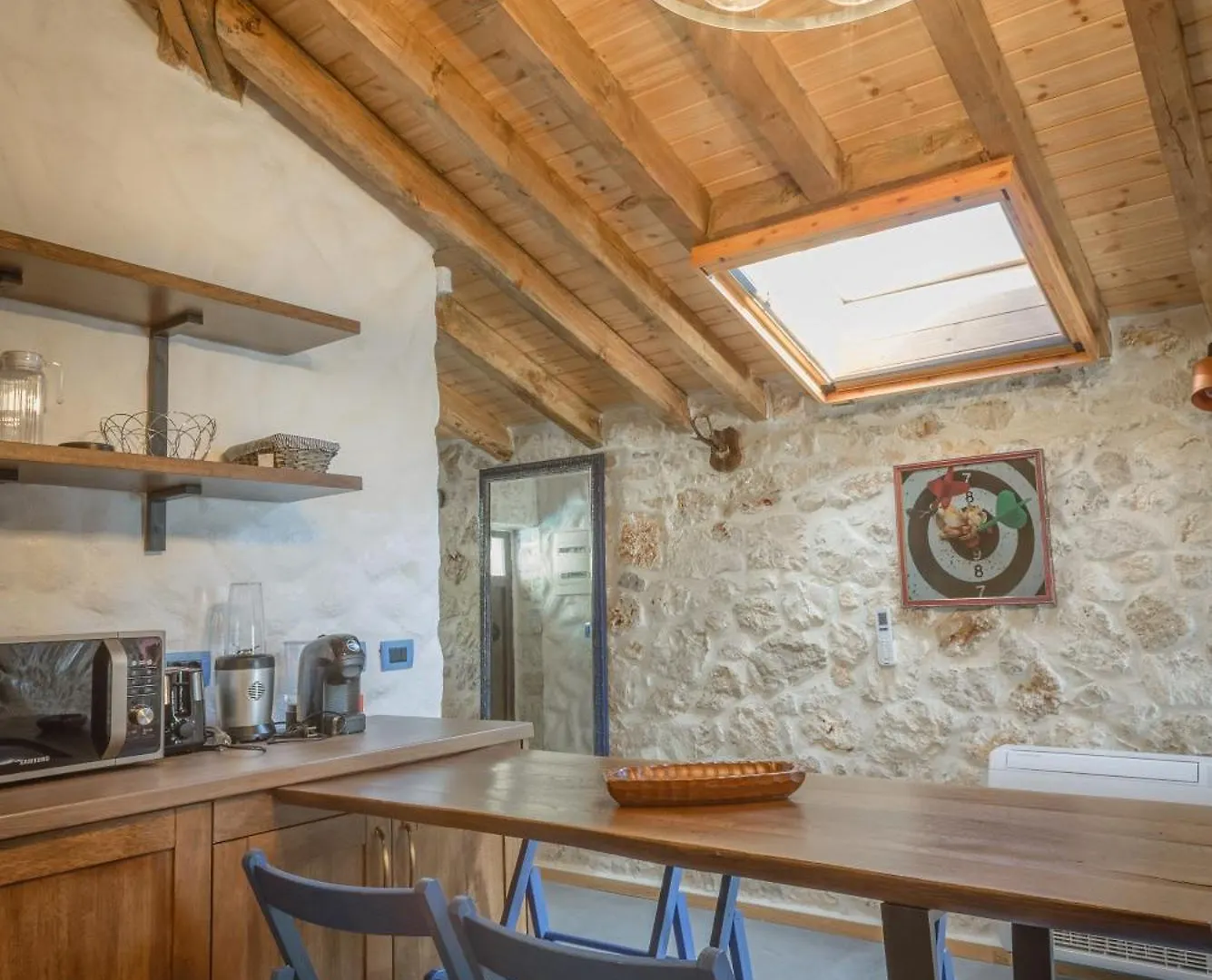 Roots Dhërmi Apartman